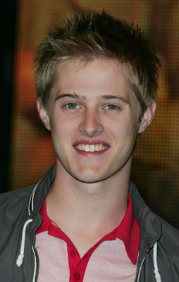 Lucas Grabeel
