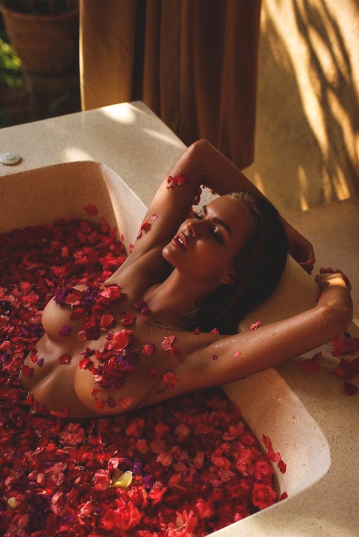Viki Odintcova Viki Odintcova