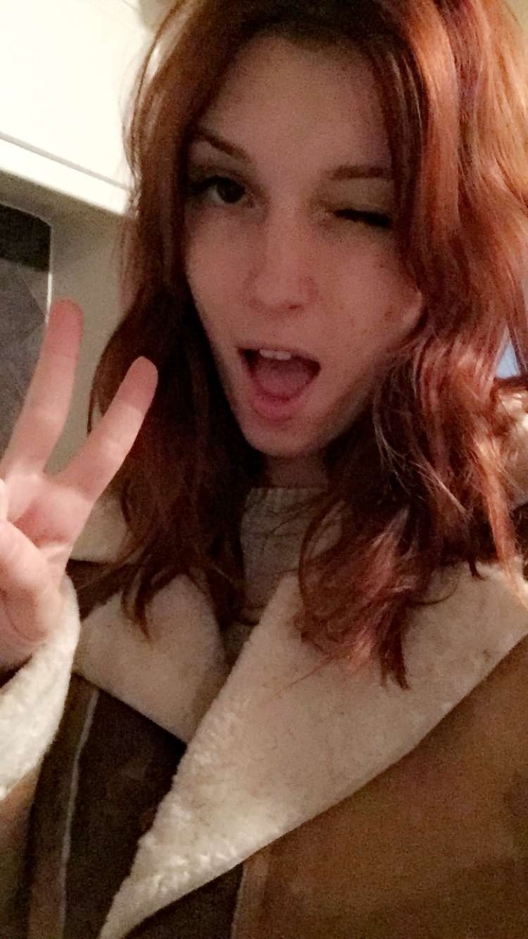 Dani Thorne Dani Thorne