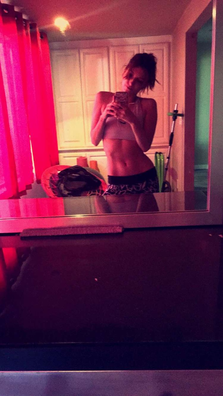Dani Thorne Dani Thorne