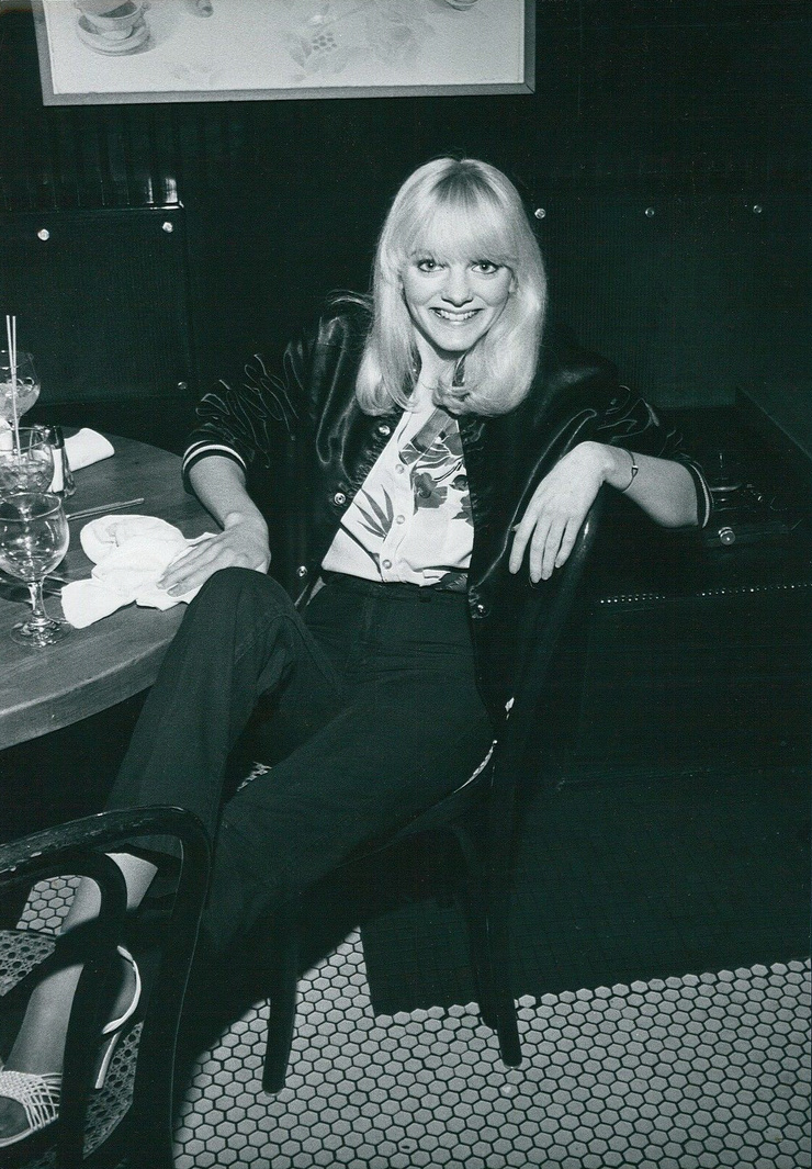 Shelley Hack Shelley Hack
