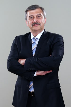 Hüseyin Avni Danyal