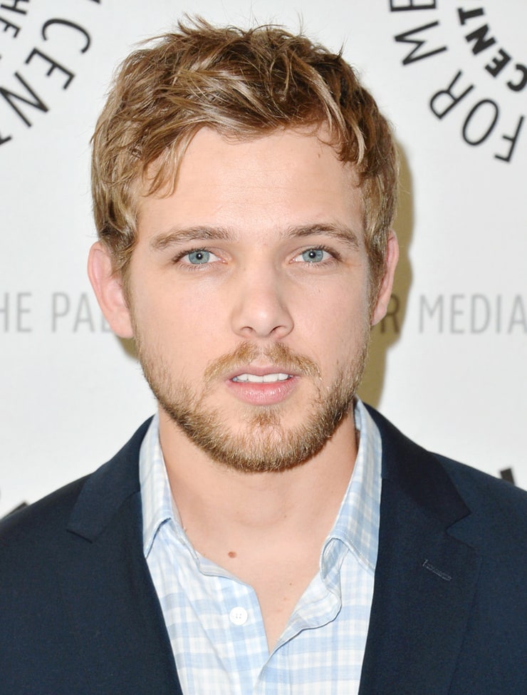 Max Thieriot