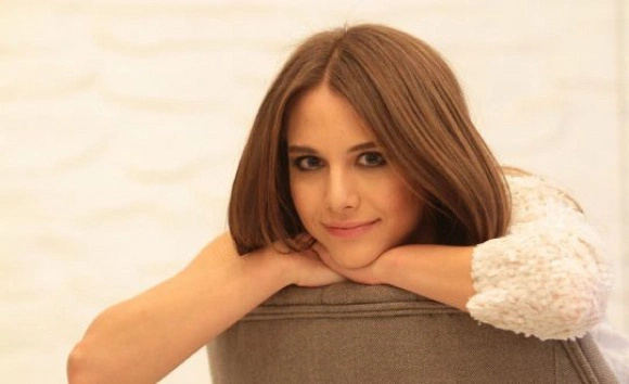 Ezgi Asaroglu Ezgi Asaroglu