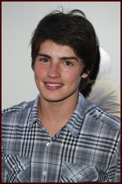 Gregg Sulkin