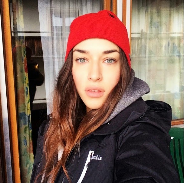Ana Bul