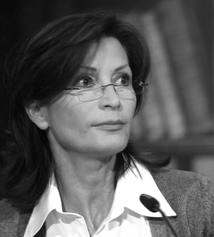 Susanne Uhlen Susanne Uhlen