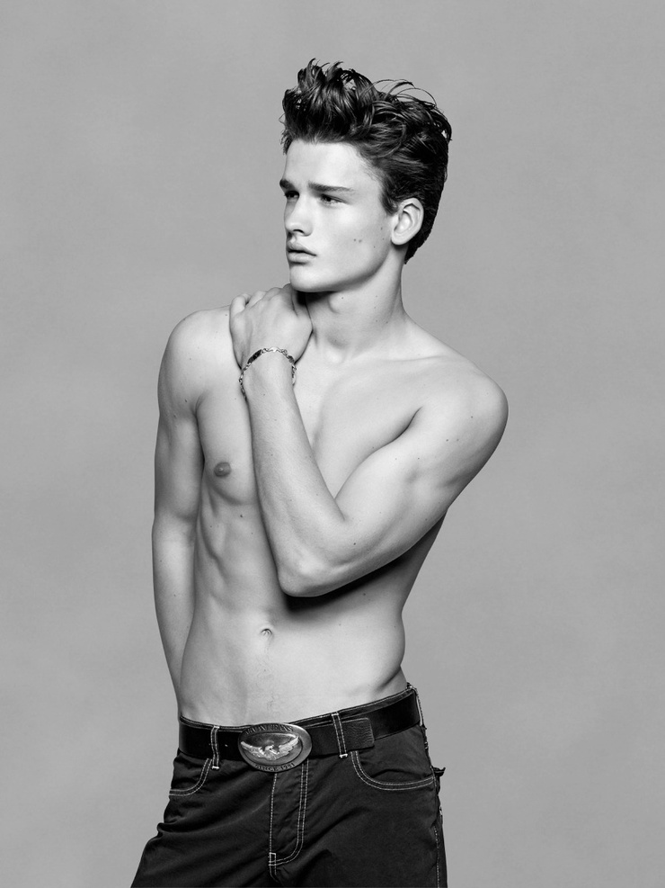 Simon Nessman Simon Nessman