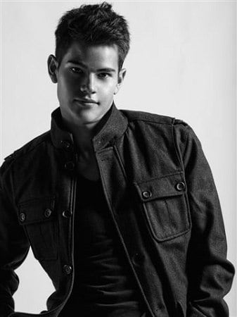 Simon Tham Simon Tham