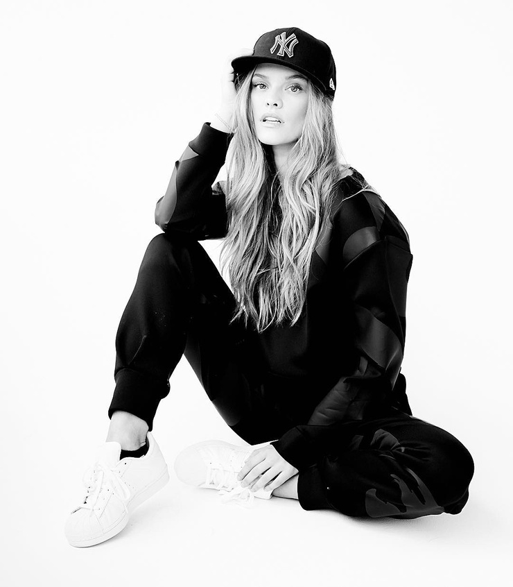 Nina Agdal Nina Agdal