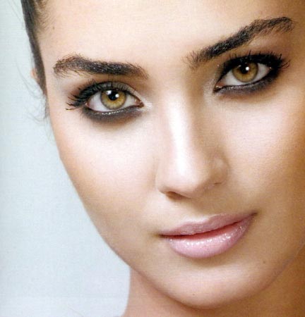 Tuba Büyüküstün Tuba Büyüküstün