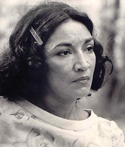 Miriam Colon