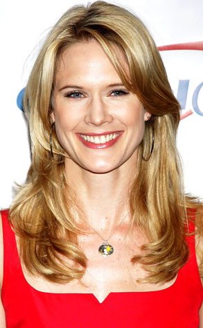 Stephanie March