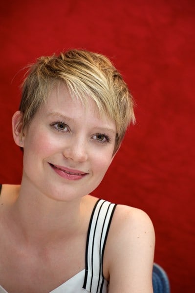 Mia Wasikowska