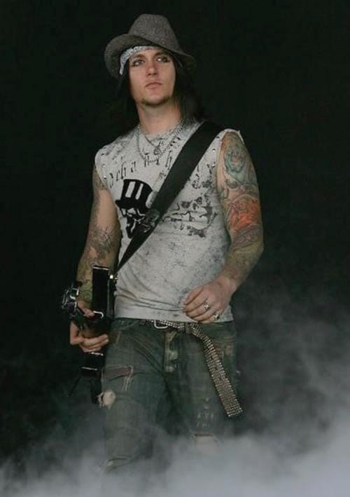Synyster Gates