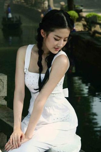 Yifei Liu Yifei Liu
