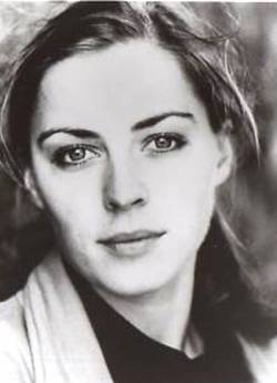 Saskia Reeves