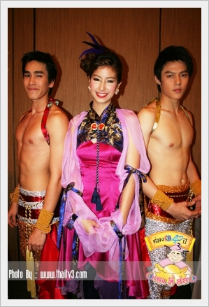 Nadech Kugimiya