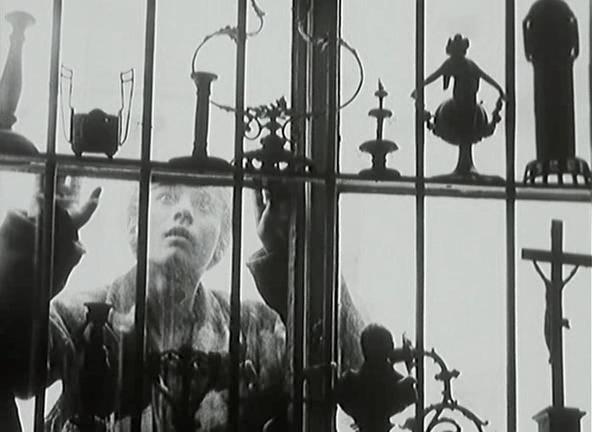 Diamonds of the Night (1964) Diamonds of the Night (1964)
