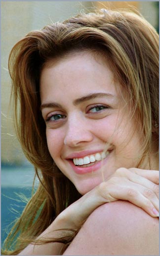 Nathalie Rapti Gomez