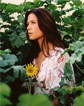 Rhona Mitra