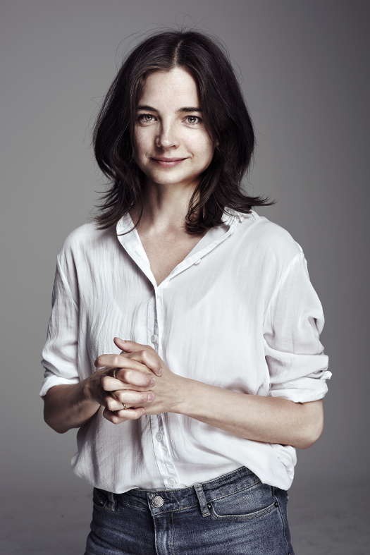 Louise Peterhoff Louise Peterhoff