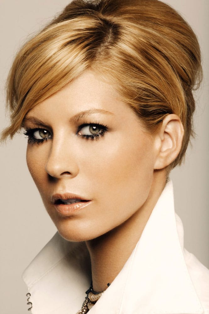 Jenna Elfman