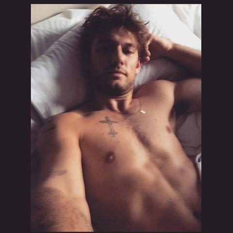 Alex Pettyfer