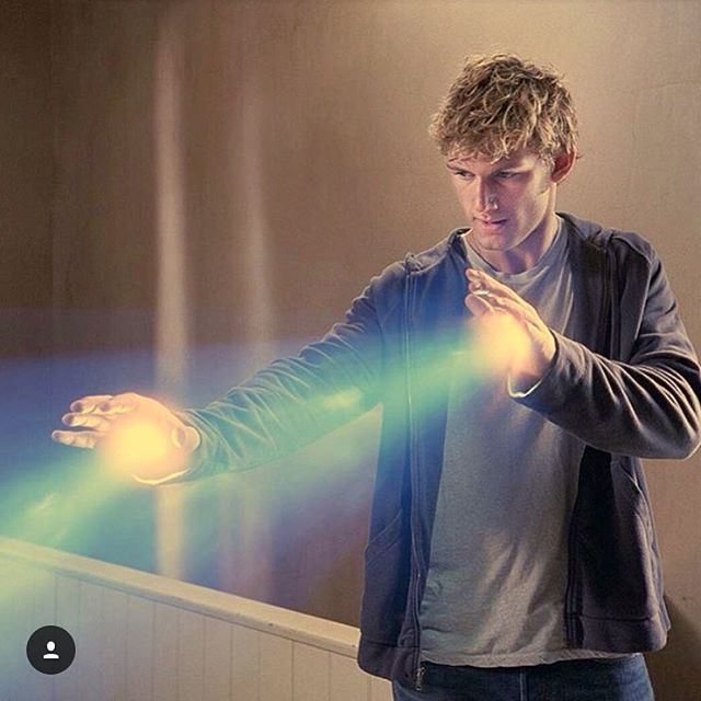 Alex Pettyfer