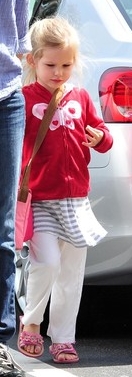 Violet Affleck