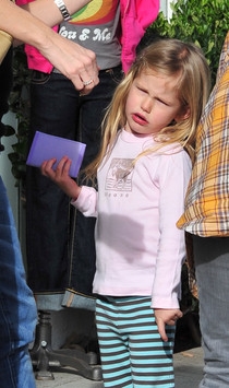 Violet Affleck