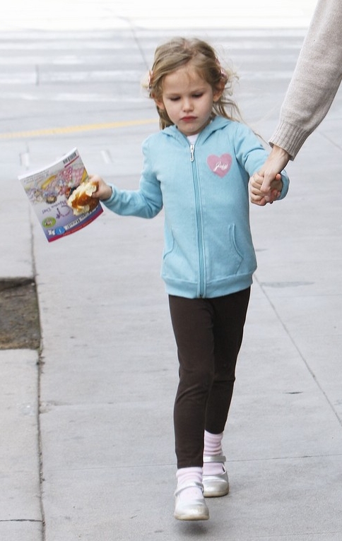Violet Affleck