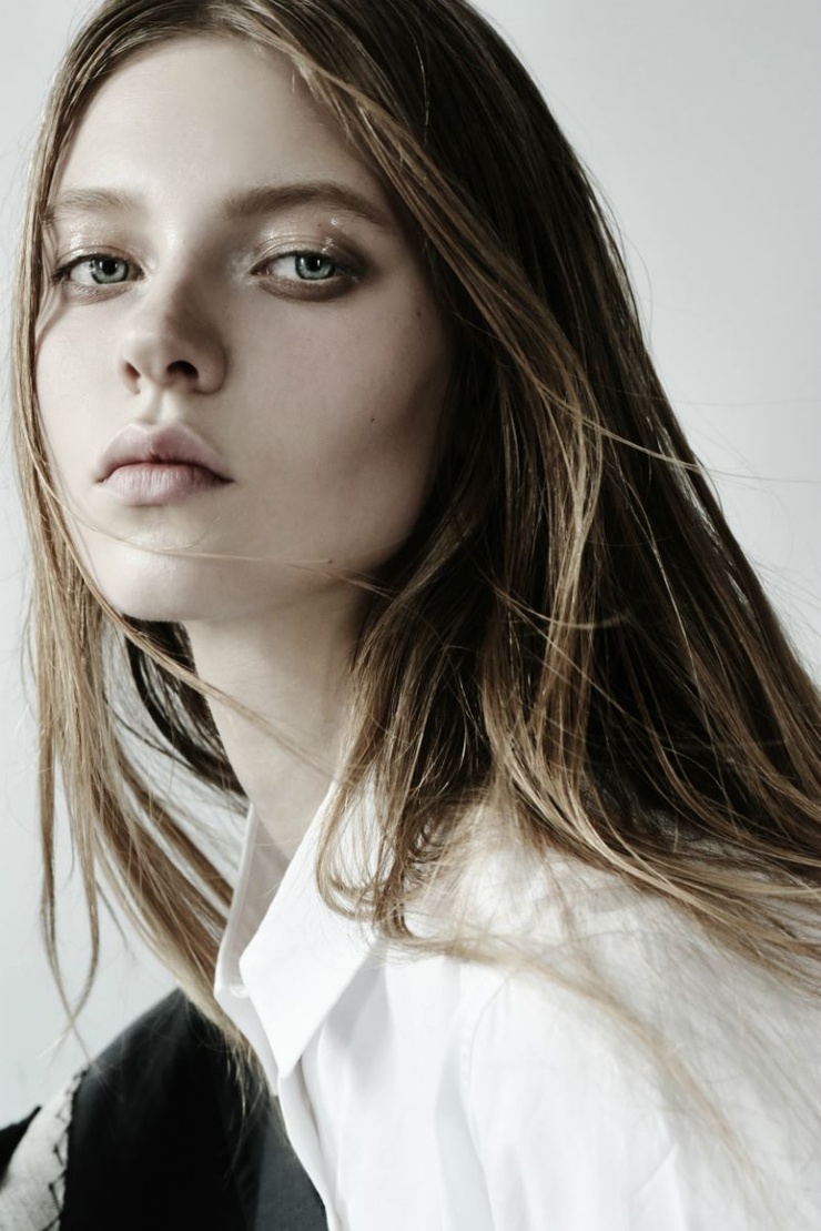 Katya Ledneva Katya Ledneva