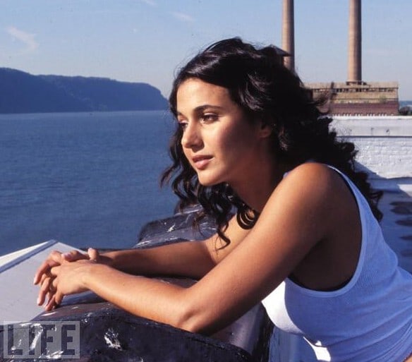Emmanuelle Chriqui Emmanuelle Chriqui
