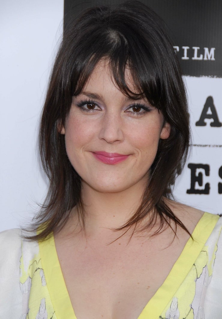 Melanie Lynskey