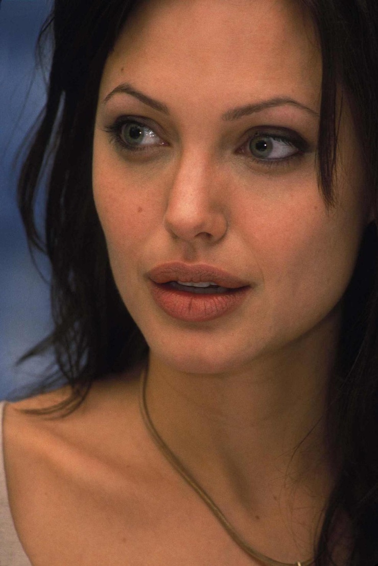 Angelina Jolie Angelina Jolie