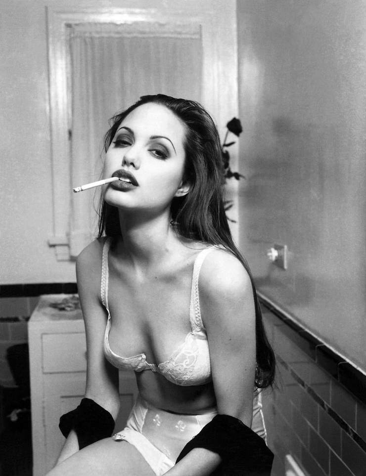 Angelina Jolie Angelina Jolie
