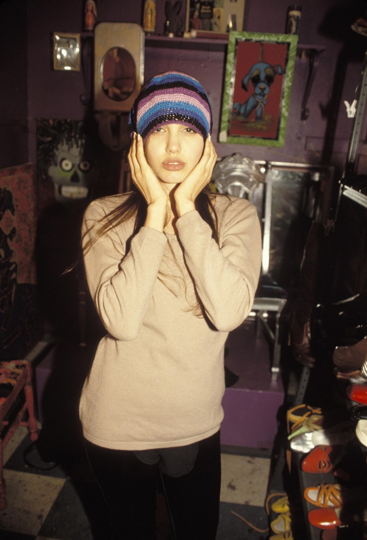 Angelina Jolie Angelina Jolie