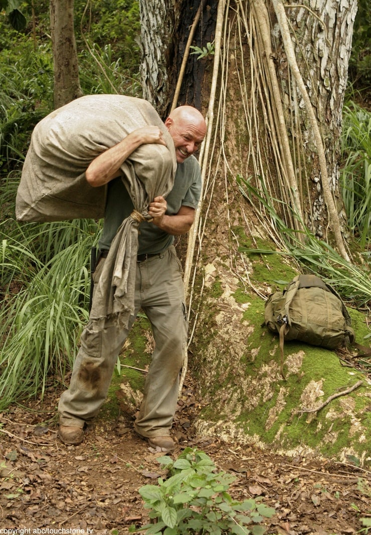 Leave lost lost. Сериал лост братья священника. Картинки по запросу Sack kidnapping. Остаться в живых бункер код.