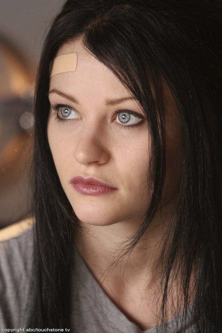 Emilie de Ravin