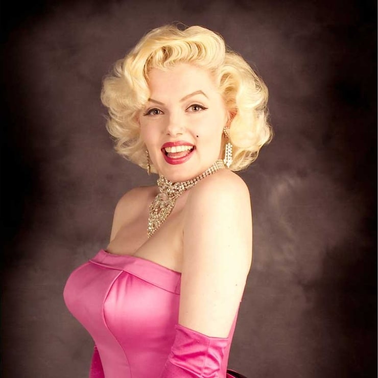 Suzie Kennedy Suzie Kennedy