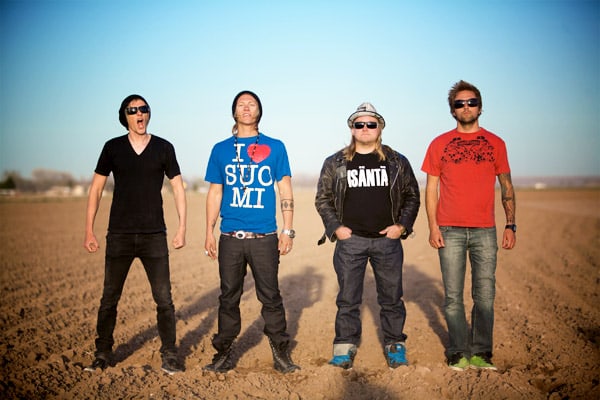 Dudesons in America.