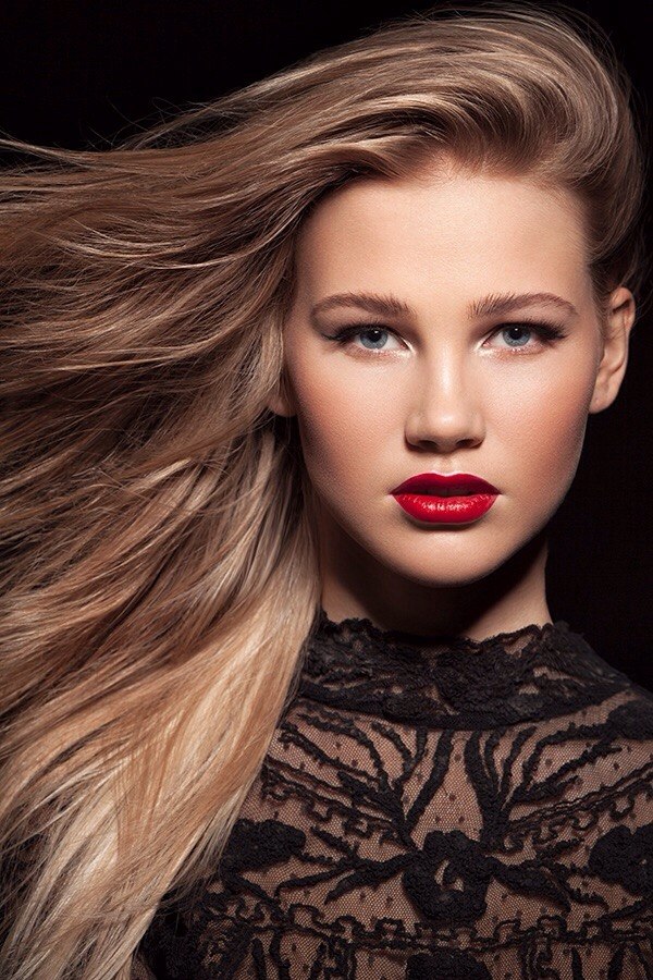 Alena Kryukova Alena Kryukova