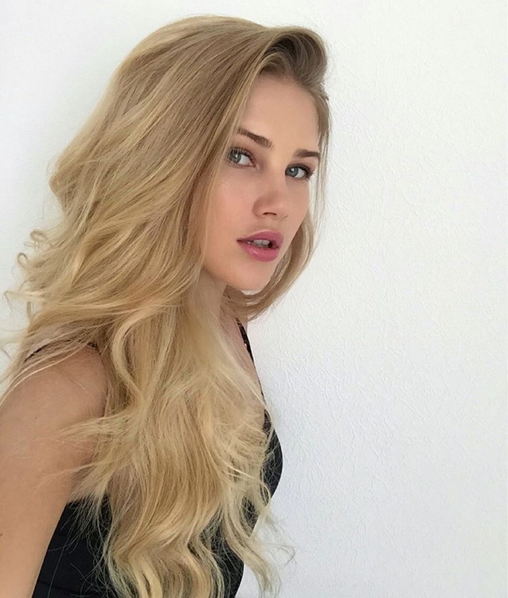 Alena Kryukova Alena Kryukova