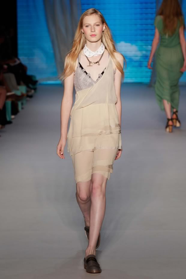 Julia Nobis
