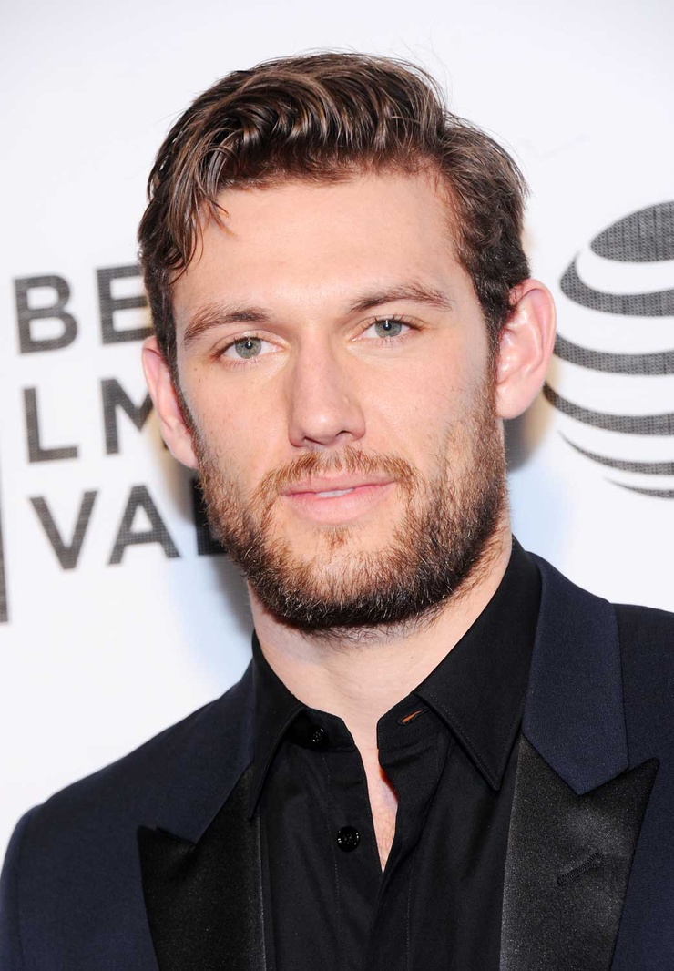 Alex Pettyfer