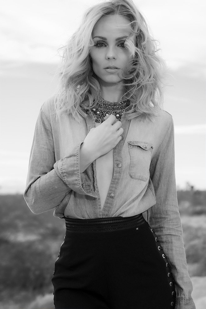 Laura Vandervoort Laura Vandervoort