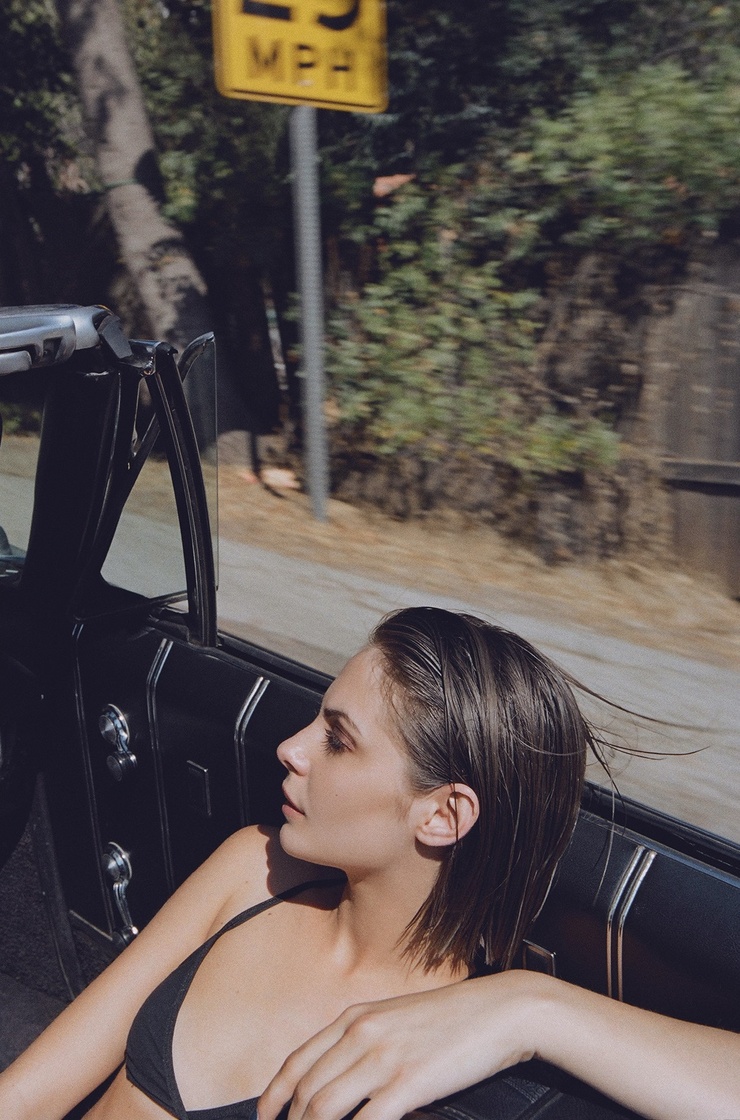 Willa Holland