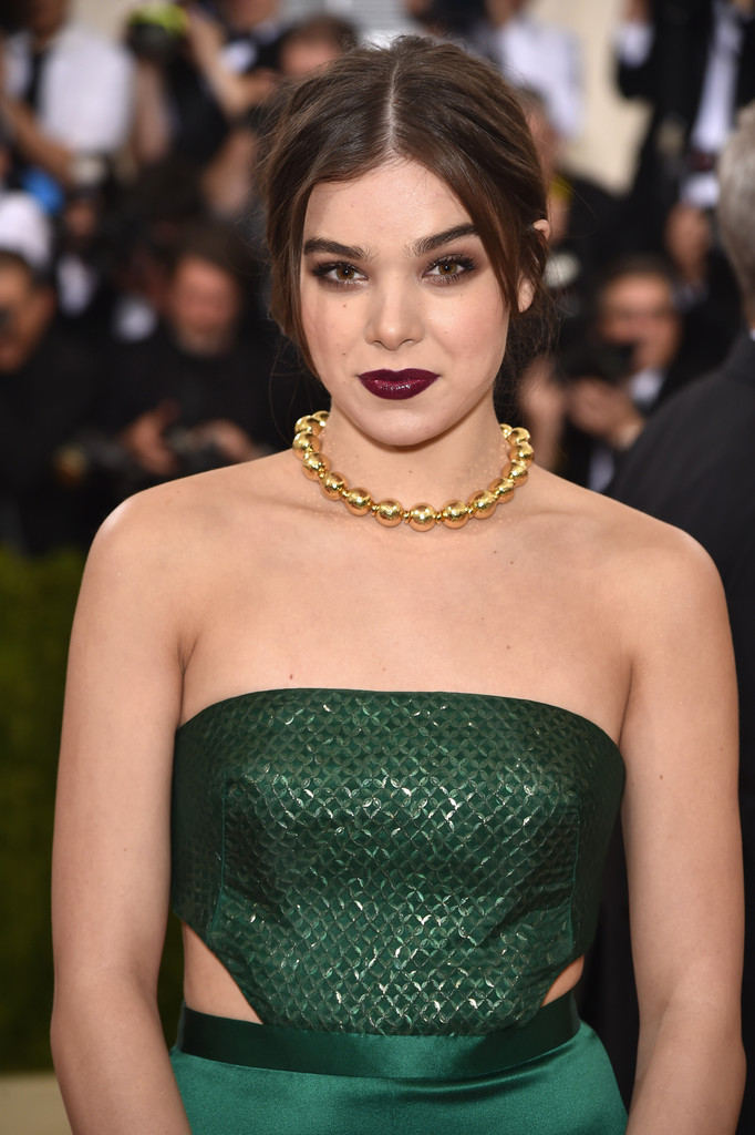 Hailee Steinfeld