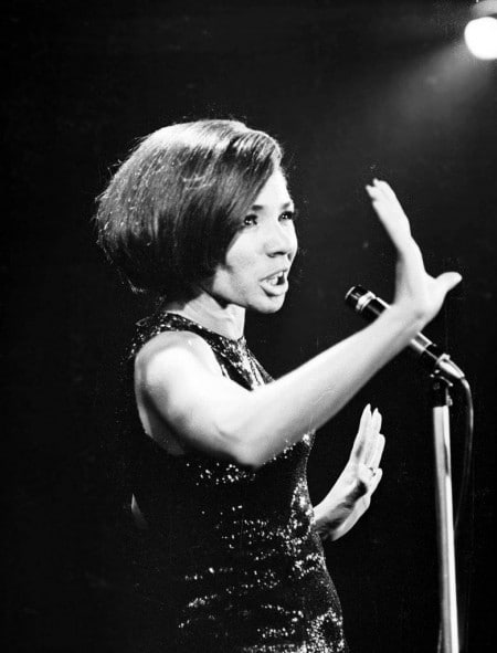 Shirley Bassey